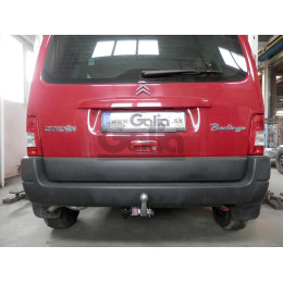 C043C GALIA Полностью оцинкованный фаркоп на Citroen Berlingo I 1996-2008, Berlingo First 2008-2012, Peugeot Partner I 1996-2008, Partner Origin 2008-2012. Особенности: для колесных баз 2690 мм и 26