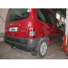 C043C GALIA Полностью оцинкованный фаркоп на Citroen Berlingo I 1996-2008, Berlingo First 2008-2012, Peugeot Partner I 1996-2008, Partner Origin 2008-2012. Особенности: для колесных баз 2690 мм и 26