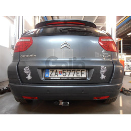 C051A GALIA Полностью оцинкованный фаркоп на Citroen C4 Picasso 2006-2013, Citroen C4 Grand Picasso 2006-2013, Peugeot 5008 2009-2017. Тип шара: A. Невидимая минимальная подрезка бампер