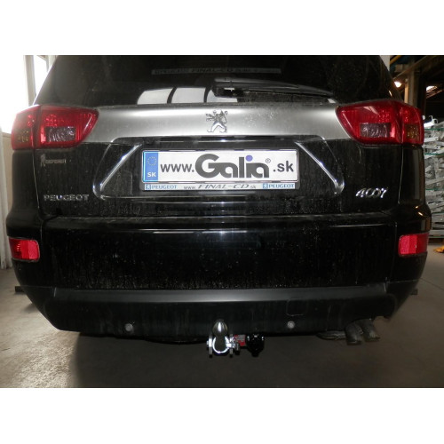 C054C GALIA Полностью оцинкованный фаркоп на Mitsubishi Outlander XL 2007-2012, Citroen C-Crosser 2007-2012, Peugeot 4007 2007-2012. Тип шара: C (горизонтальный съемный). Невидимый вырез бампера. Нагрузки: 2000/100 кг, масса фаркопа 20,47 кг