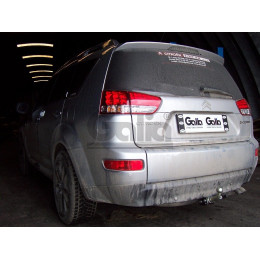 C054C GALIA Полностью оцинкованный фаркоп на Mitsubishi Outlander XL 2007-2012, Citroen C-Crosser 2007-2012, Peugeot 4007 2007-2012. Тип шара: C (горизонтальный съемный). Невидимый выре