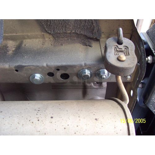 D034A GALIA Полностью оцинкованный фаркоп на Chevrolet Lacetti хетчбек 5 дверей 2004-2013, Daewoo Nubira хетчбек 5 дверей 2003-2013. Подрозетник убирается за бампер. Тип шара: A. Без выреза бампера. Нагрузки: 1300/75 кг, масса фаркопа 16,51 кг