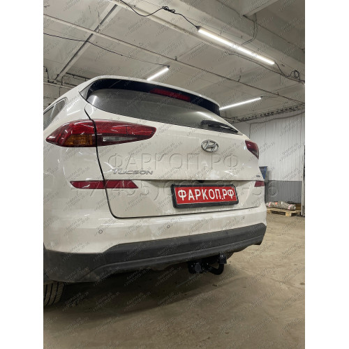 F.2811.001 BERG Фаркоп на Hyundai Tucson 2018-2021, Kia Sportage 2015-2018, 2018-2022 без подрезки бампера. Тип шара: A. Нагрузки: 1550/75 кг, масса фаркопа 15 кг (без электрики в комплекте)