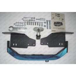 F.5714.002 BERG Фаркоп с нержавеющей накладкой на Toyota Land Cruiser Prado 120 2002-2009, Prado 150 (кроме Black Onyx) 2009-2023, Lexus GX470 2003-2009, Lexus GX460 2009-2023 без снятия и подрезки ба