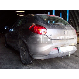 F107C GALIA Полностью оцинкованный фаркоп на FIAT Bravo 2007-2014. Подрозетник убирается за бампер. Тип шара: C (горизонтальный съемный). Невидимый вырез б