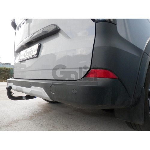 F140C GALIA Полностью оцинкованный фаркоп на Ford Tourneo Custom 2023-, Ford Transit Custom 2023-, VW Transporter T7 2024-. Тип шара: C (горизонтальный съемный). Установка без выреза бампера. Нагрузки: 2800/180 кг, масса фаркопа 23,32 кг