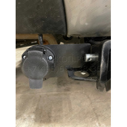 FA 0170-E Бизон Фаркоп на Renault Duster 2010-2021, Nissan Terrano 2014-2022, Renault Kaptur 2016-2022 без подрезки бампера. Тип шара: E (легкосъемный шар под квадрат). Нагрузки: 2500/