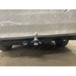 FA 0481-E Бизон Фаркоп на Toyota Prius 20 2003-2009 без подрезки бампера. Тип шара: E (легкосъемный шар под квадрат). Нагрузки: 2200/100 кг. Не комплектуется элек