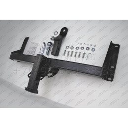 FA 0958-E Бизон Фаркоп на Mitsubishi Outlander 2003-2007 без подрезки бампера. Тип шара: E (легкосъемный шар под квадрат). Нагрузки: 2700/120 кг. Не комплектуется эл