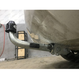 A046C GALIA Полностью оцинкованный фаркоп на Audi Q5 2008-2016. Подрозетник убирается за бампер. Тип шара: C (горизонтальный съемный). Невидимый вырез ба