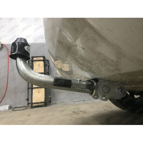 A046C GALIA Полностью оцинкованный фаркоп на Audi Q5 2008-2016. Подрозетник убирается за бампер. Тип шара: C (горизонтальный съемный). Невидимый вырез бампера. Нагрузки: 2400/80 кг, масса фаркопа 19,77 кг