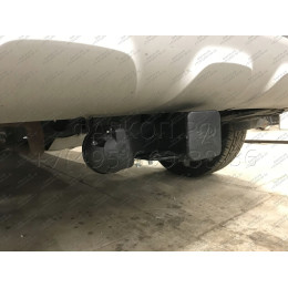 FA 0170-E Бизон Фаркоп на Renault Duster 2010-2021, Nissan Terrano 2014-2022, Renault Kaptur 2016-2022 без подрезки бампера. Тип шара: E (легкосъемный шар под квадрат). Нагрузки: 2500/