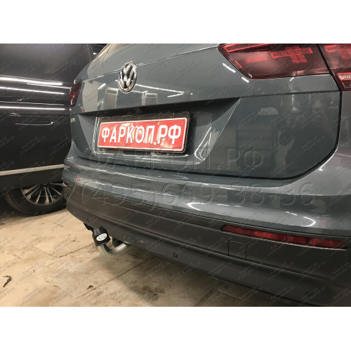 V069A GALIA Полностью оцинкованный фаркоп на Volkswagen Tiguan 2007-2016, Tiguan 2 2016-2024, Audi Q3 2011-2019, 2019-2025, SEAT Tarraco 2018-2024. Тип шара: A. Невидимый вырез бампера. Нагрузки: 2500/140 кг, масса фаркопа 15,1 кг