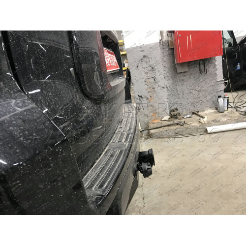 FA 0602-E Бизон Фаркоп на Toyota Land Cruiser Prado 150 2009-2023, Toyota Land Cruiser Prado 120 2002-2010 без подрезки бампера. Тип шара: E (легкосъемный шар под квадрат). Нагрузки: 3300/120 кг. Не комплектуется электрикой
