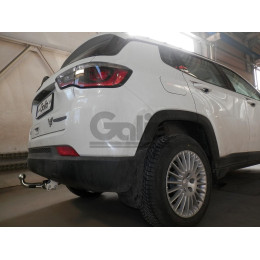 J011C GALIA Полностью оцинкованный фаркоп на Jeep Renegade 2014-, FIAT 500X 2014-, Jeep Compass 2017-. Тип шара: C (горизонтальный съемный). Требуется вырез в бампере. Нагр