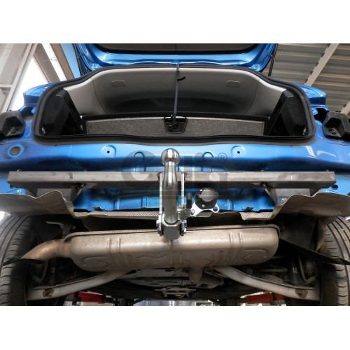 M128C GALIA Полностью оцинкованный фаркоп на Mercedes A-Class w176 дорестайлинг 2012-2015, Mercedes B-Class w246 2012-2019. Подрозетник убирается за бампер. Тип шара: C (горизонтальный съемный). Без выреза бампера. Нагрузки: 1600/100 кг, масса фаркопа 16,