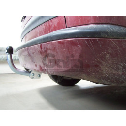 O056A GALIA Полностью оцинкованный фаркоп на Opel Zafira A 1999-2005. Тип шара: A. Без выреза бампера. Нагрузки: 1500/80 кг, масса фаркопа 14,75 кг