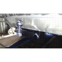 FA 0170-E Бизон Фаркоп на Renault Duster 2010-2021, Nissan Terrano 2014-2022, Renault Kaptur 2016-2022 без подрезки бампера. Тип шара: E (легкосъемный шар под квадрат). Нагрузки: 2500/