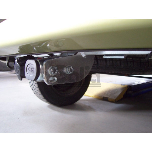 R081C GALIA Полностью оцинкованный фаркоп на Renault Kangoo 1998-2010, кроме 4x4, кроме Long. Тип шара: C (горизонтальный съемный). Установка без снятия и выреза бампера. Нагрузки: 1350/75 кг, масса фаркопа 13,77 кг