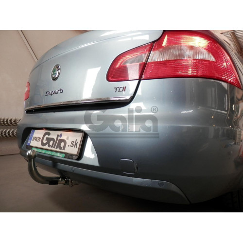 S099A GALIA Полностью оцинкованный фаркоп на Skoda Superb II лифтбек/универсал 2008-2015. Подрозетник убирается за бампер. Тип шара: A. Невидимый вырез бампера. Нагрузки: 2000/80 кг, масса фаркопа 15,32 кг