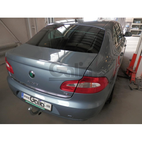 S099A GALIA Полностью оцинкованный фаркоп на Skoda Superb II лифтбек/универсал 2008-2015. Подрозетник убирается за бампер. Тип шара: A. Невидимый вырез бампера. Нагрузки: 2000/80 кг, масса фаркопа 15,32 кг