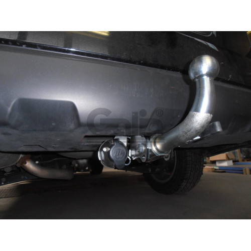 S102A GALIA Полностью оцинкованный фаркоп на Subaru Outback 2009-2015. Подрозетник убирается за бампер. Тип шара: A. Невидимый вырез бампера. Нагрузки: 2100/85 кг, масса фаркопа 16,22 кг