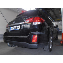 S102A GALIA Полностью оцинкованный фаркоп на Subaru Outback 2009-2015. Подрозетник убирается за бампер. Тип шара: A. Невидимый вырез бампера. Нагрузки: 2100/85 к