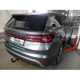 S120V GALIA Полностью оцинкованный фаркоп на Skoda Kodiaq 2WD, 4WD 2017-2023, 2023-. Тип шара: AV (вертикальное быстросъемное крепление шара на ключе). Невидимый в