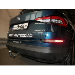 S120V GALIA Полностью оцинкованный фаркоп на Skoda Kodiaq 2WD, 4WD 2017-2023, 2023-. Тип шара: AV (вертикальное быстросъемное крепление шара на ключе). Невидимый в