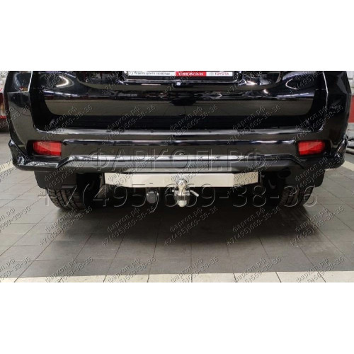TCU00169 ТСС Фаркоп на Toyota Land Cruiser Prado 150 Black Onyx 2020-2023 с накладкой с надписью Prado без подрезки бампера. Тип шара: E (шаровый узел под американский квадрат). Нагрузки: 1800/120 кг