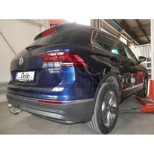 V069A GALIA Полностью оцинкованный фаркоп на Volkswagen Tiguan 2007-2016, Tiguan 2 2016-2024, Audi Q3 2011-2019, 2019-2025, SEAT Tarraco 2018-2024. Тип шара: A. Невидимый вырез бампера. Нагрузки: 2500/140 кг, масса фаркопа 15,1 кг