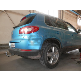V069A GALIA Полностью оцинкованный фаркоп на Volkswagen Tiguan 2007-2016, Tiguan 2 2016-2024, Audi Q3 2011-2019, 2019-2025, SEAT Tarraco 2018-2024. Тип шара: A. Невидимый вырез бампера. Нагруз