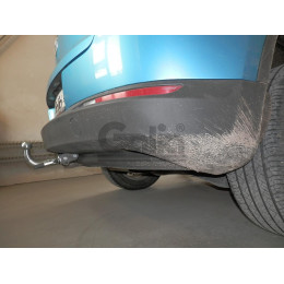 V069A GALIA Полностью оцинкованный фаркоп на Volkswagen Tiguan 2007-2016, Tiguan 2 2016-2024, Audi Q3 2011-2019, 2019-2025, SEAT Tarraco 2018-2024. Тип шара: A. Невидимый вырез бампера. Нагруз