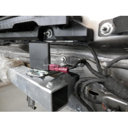 V069A GALIA Полностью оцинкованный фаркоп на Volkswagen Tiguan 2007-2016, Tiguan 2 2016-2024, Audi Q3 2011-2019, 2019-2025, SEAT Tarraco 2018-2024. Тип шара: A. Невидимый вырез бампера. Нагруз