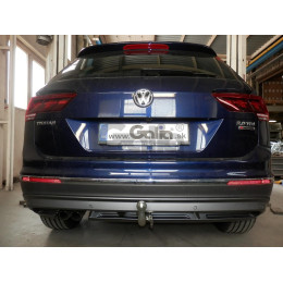 V069A GALIA Полностью оцинкованный фаркоп на Volkswagen Tiguan 2007-2016, Tiguan 2 2016-2024, Audi Q3 2011-2019, 2019-2025, SEAT Tarraco 2018-2024. Тип шара: A. Невидимый вырез бампера. Нагруз