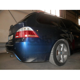 B022A GALIA Полностью оцинкованный фаркоп на BMW 5-Series E60 седан / E61 универсал 2003-2010, в т.ч. подходит с M-пакет. Подрозетник убирается за бампер. Тип ша