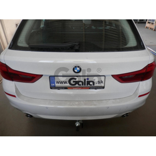 B024V GALIA Полностью оцинкованный фаркоп на BMW 5-Series седан G30/универсал G31 2016-2023. Тип шара: AV (вертикальное быстросъемное крепление шара на ключе). Невидимый вырез бампера. Нагрузки: 2200/100 кг, масса фаркопа 15,92 кг