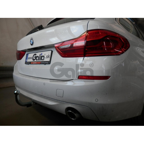 B024V GALIA Полностью оцинкованный фаркоп на BMW 5-Series седан G30/универсал G31 2016-2023. Тип шара: AV (вертикальное быстросъемное крепление шара на ключе). Невидимый вырез бампера. Нагрузки: 2200/100 кг, масса фаркопа 15,92 кг