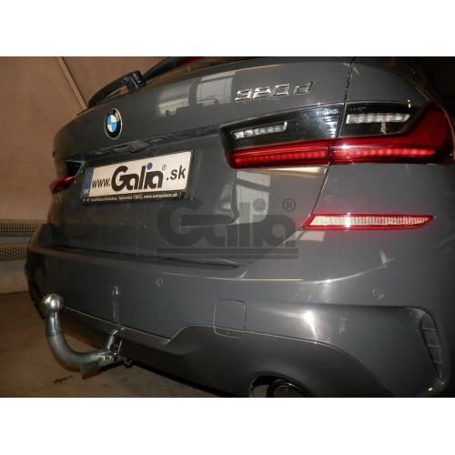 B025C GALIA Полностью оцинкованный фаркоп на BMW 3-Series седан/универсал 2018-, BMW 4-Series G22 coupe 2020-, BMW 4-Series G26 Gran Coupe 2021-. Подрозетник убирается за бампер. Тип шара: C (горизонтальный съемный). Установка без снятия и выреза бампера.