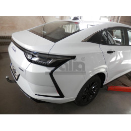 D054A GALIA Полностью оцинкованный фаркоп на Dongfeng Aeolus Shine 2019-, Dongfeng Shine Max 2023-. Подрозетник убирается за бампер. Тип шара: A. Невидимый вырез бампера.