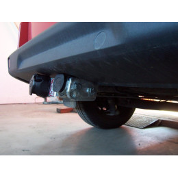 F070A GALIA Полностью оцинкованный фаркоп на FIAT Doblo 2001-2010. Тип шара: A. Невидимый вырез бампера. Нагрузки: 1500/60 кг, масса фаркопа 15,42 кг
