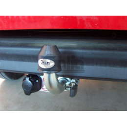 F070A GALIA Полностью оцинкованный фаркоп на FIAT Doblo 2001-2010. Тип шара: A. Невидимый вырез бампера. Нагрузки: 1500/60 кг, масса фаркопа 15,42 кг