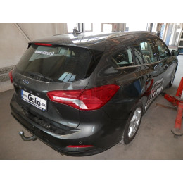 F135C GALIA Полностью оцинкованный фаркоп на Ford Focus 4 универсал 2018-. Тип шара: C (горизонтальный съемный). Невидимый вырез бампера. Нагрузки: 1800/100 к