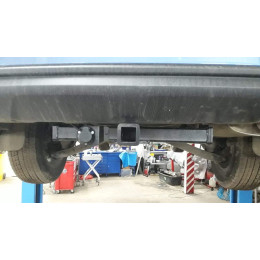 FA 0120-E Бизон Фаркоп на Subaru Forester 2013-2018, 2018-2024 без подрезки бампера. Тип шара: E (легкосъемный шар под квадрат). Нагрузки: 2800/120 кг. Не комплектуетс