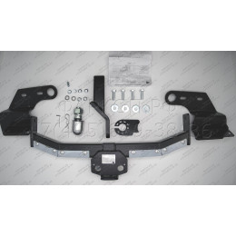 FA 0977-E(N) Бизон Фаркоп с хромированной накладкой на Jeep Grand Cherokee 2010-2021 без подрезки бампера. Тип шара: E (легкосъемный шар под квадрат). Нагрузки: 