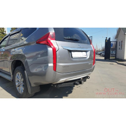 FA 1005-E Бизон Фаркоп на Mitsubishi Pajero Sport II 2008-2016, Mitsubishi Pajero Sport III 2016-2021 без подрезки бампера. Тип шара: E (легкосъемный шар под квадрат). Нагрузки: 3200/1