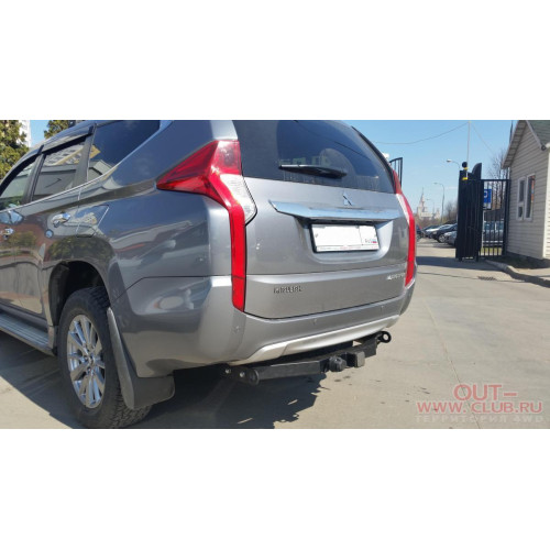 FA 1005-E Бизон Фаркоп на Mitsubishi Pajero Sport II 2008-2016, Mitsubishi Pajero Sport III 2016-2021 без подрезки бампера. Тип шара: E (легкосъемный шар под квадрат). Нагрузки: 3200/120 кг. Не комплектуется электрикой