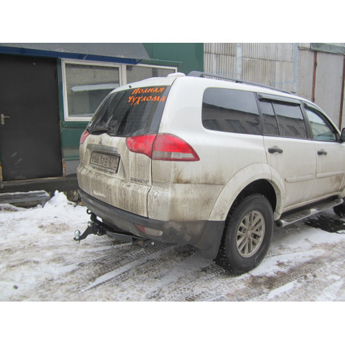 FA 1005-E Бизон Фаркоп на Mitsubishi Pajero Sport II 2008-2016, Mitsubishi Pajero Sport III 2016-2021 без подрезки бампера. Тип шара: E (легкосъемный шар под квадрат). Нагрузки: 3200/120 кг. Не комплектуется электрикой