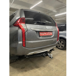 FA 1005-E Бизон Фаркоп на Mitsubishi Pajero Sport II 2008-2016, Mitsubishi Pajero Sport III 2016-2021 без подрезки бампера. Тип шара: E (легкосъемный шар под квадрат). Нагрузки: 3200/1
