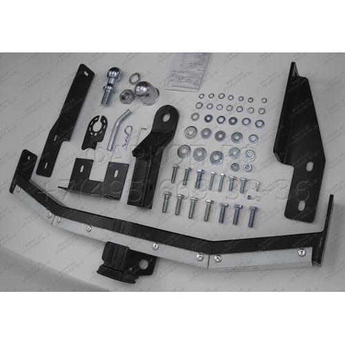FA 1009-E(N) Бизон Фаркоп с хромированной накладкой на Toyota Land Cruiser Prado 150 2010-2023, Toyota Land Cruiser Prado 120 2002-2010 без подрезки бампера (3 точки крепления). Тип шара: E (легкосъемный шар под квадрат). Нагрузки: 3500/120 кг. Не комплек
